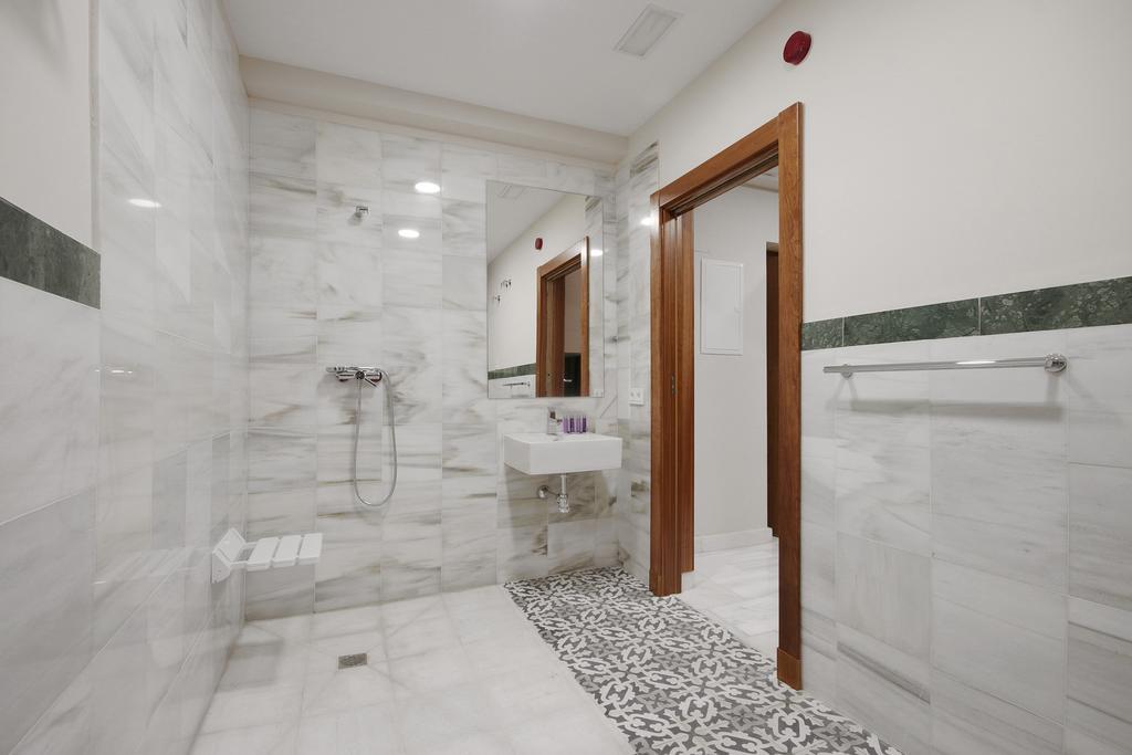 Suites Gran Via Capilla Real Гранада Екстер'єр фото