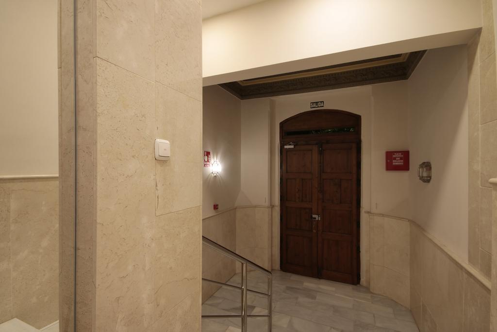 Suites Gran Via Capilla Real Гранада Екстер'єр фото