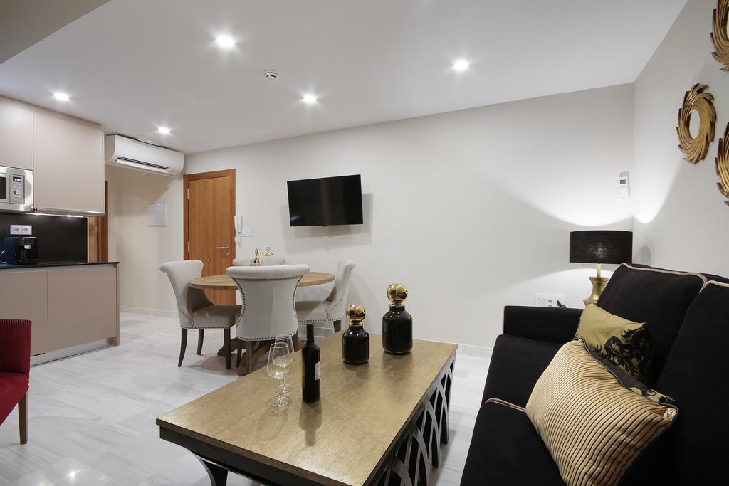 Suites Gran Via Capilla Real Гранада Екстер'єр фото